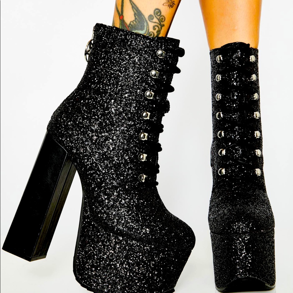 Brand new in box  killstar Bowie boots